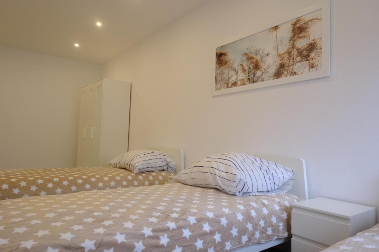 2 Zimmer Monteurswohnung Mit Kuche Und Bad Osnabrück Esterno foto
